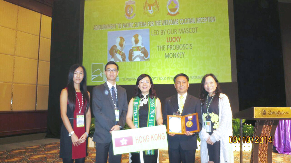(From left) Ms Anabelle Wong, Mr Edward Yau, Mrs Mary Catherine Cheng, Prof. Hon Yeung Cheung, Prof Vivian Lee.
