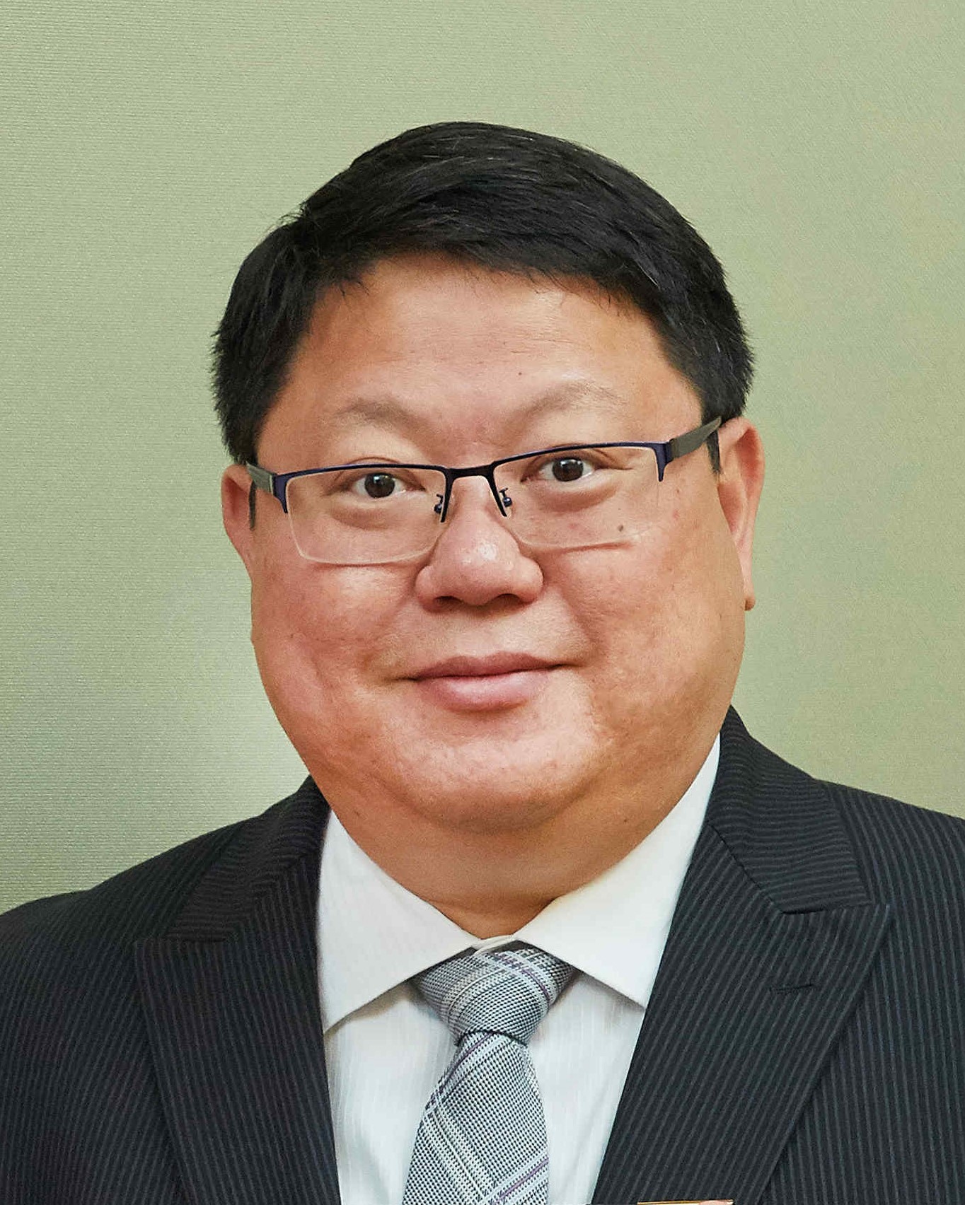 Professor Kenneth Leung