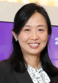 Jenny Chow Fung-yee