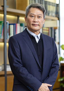 Dr Andrew Fan