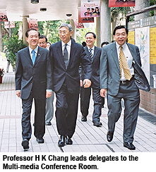 Chinese scientists visit CityU