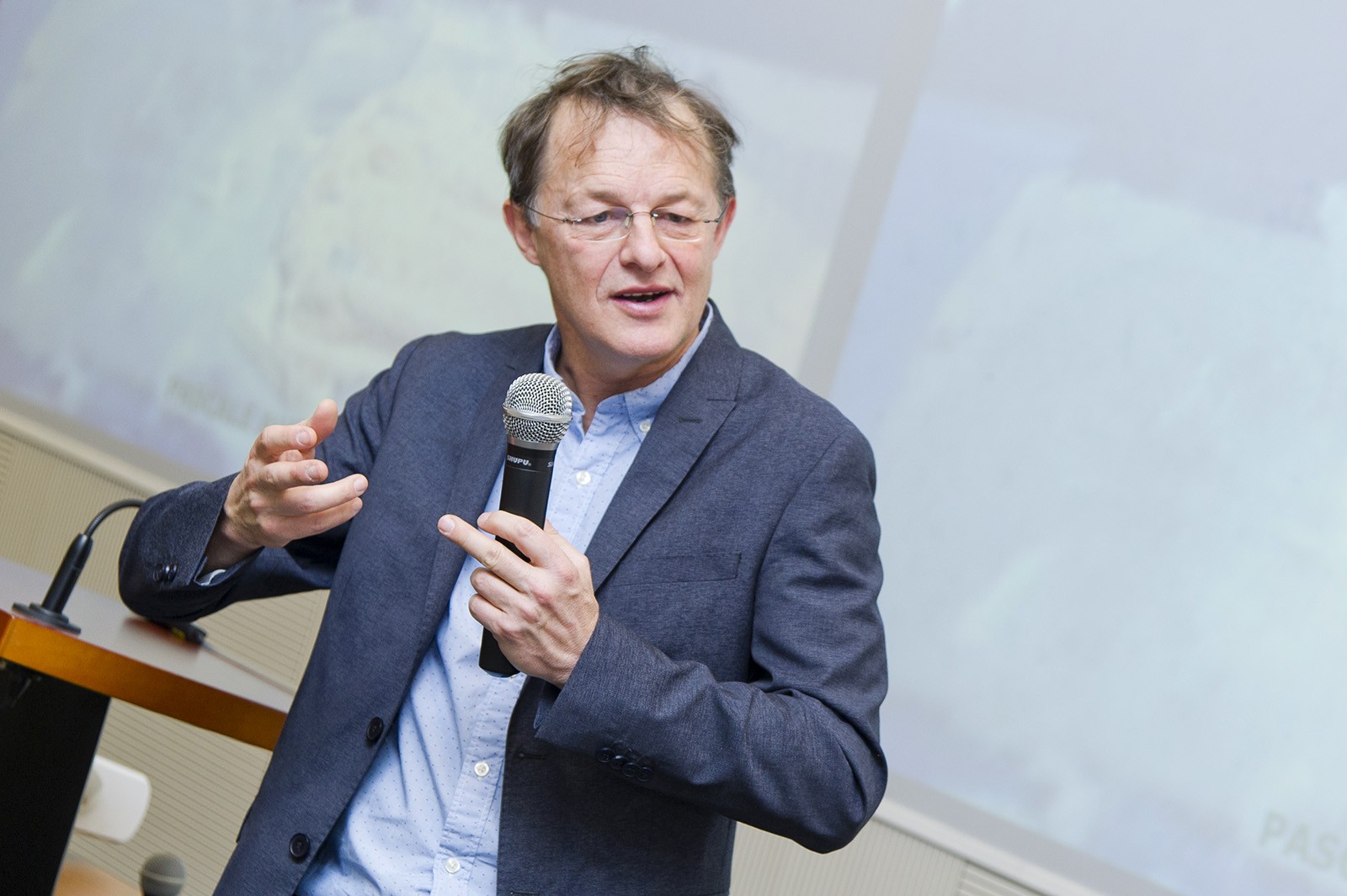 Professor David Quéré