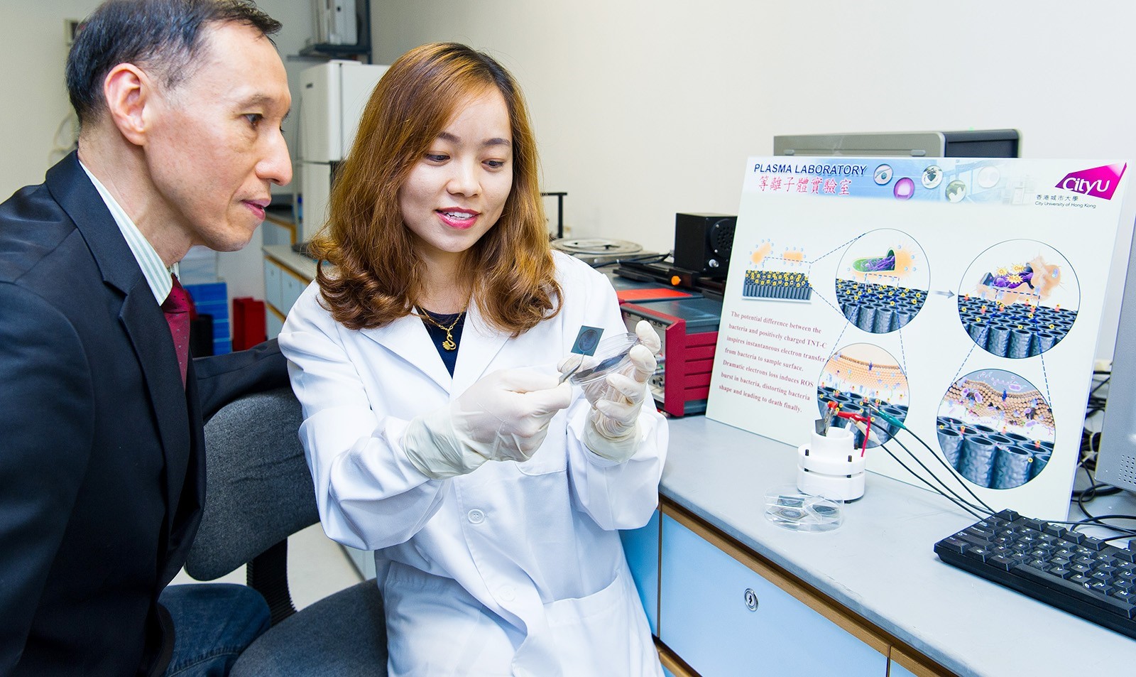 A new capacitive coating prevents post-surgery bacterial infection