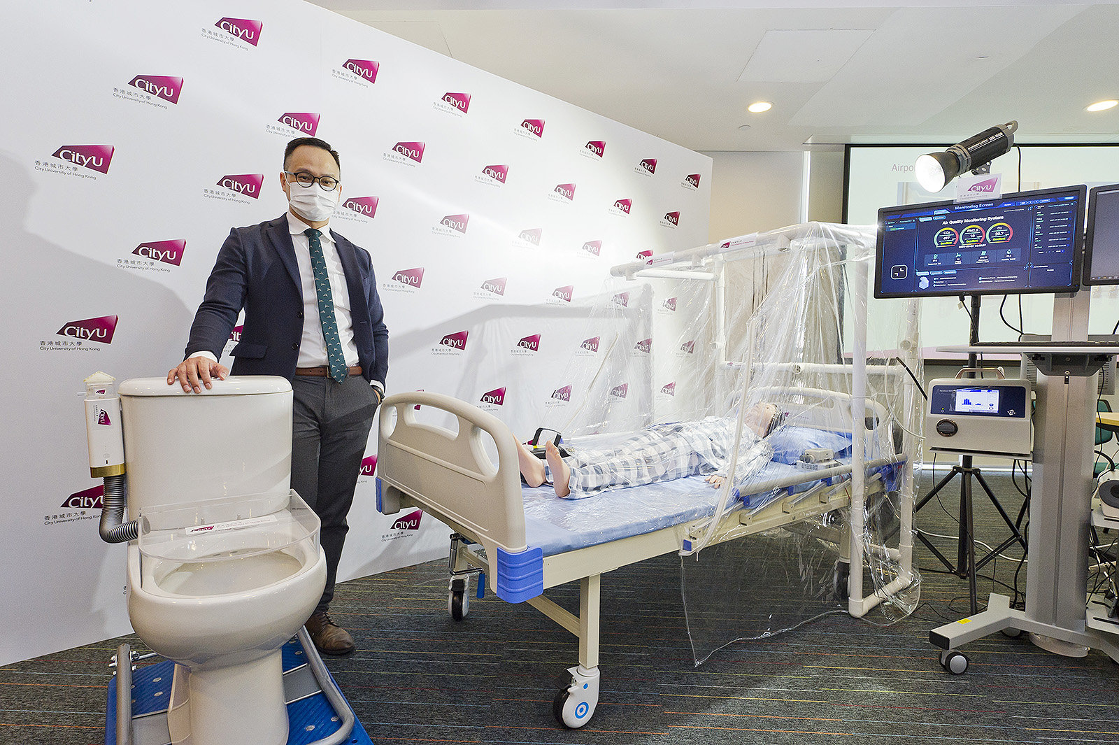 The fast-track ventilation system developed by Dr Wang of CityU can promptly and thoroughly filter the novel coronavirus. 