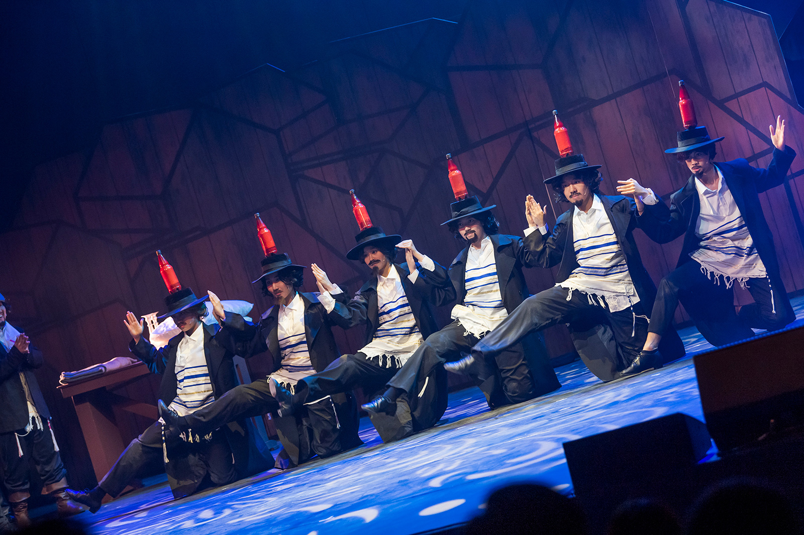 Fiddler raises the roof at CityU Arts Festival finale