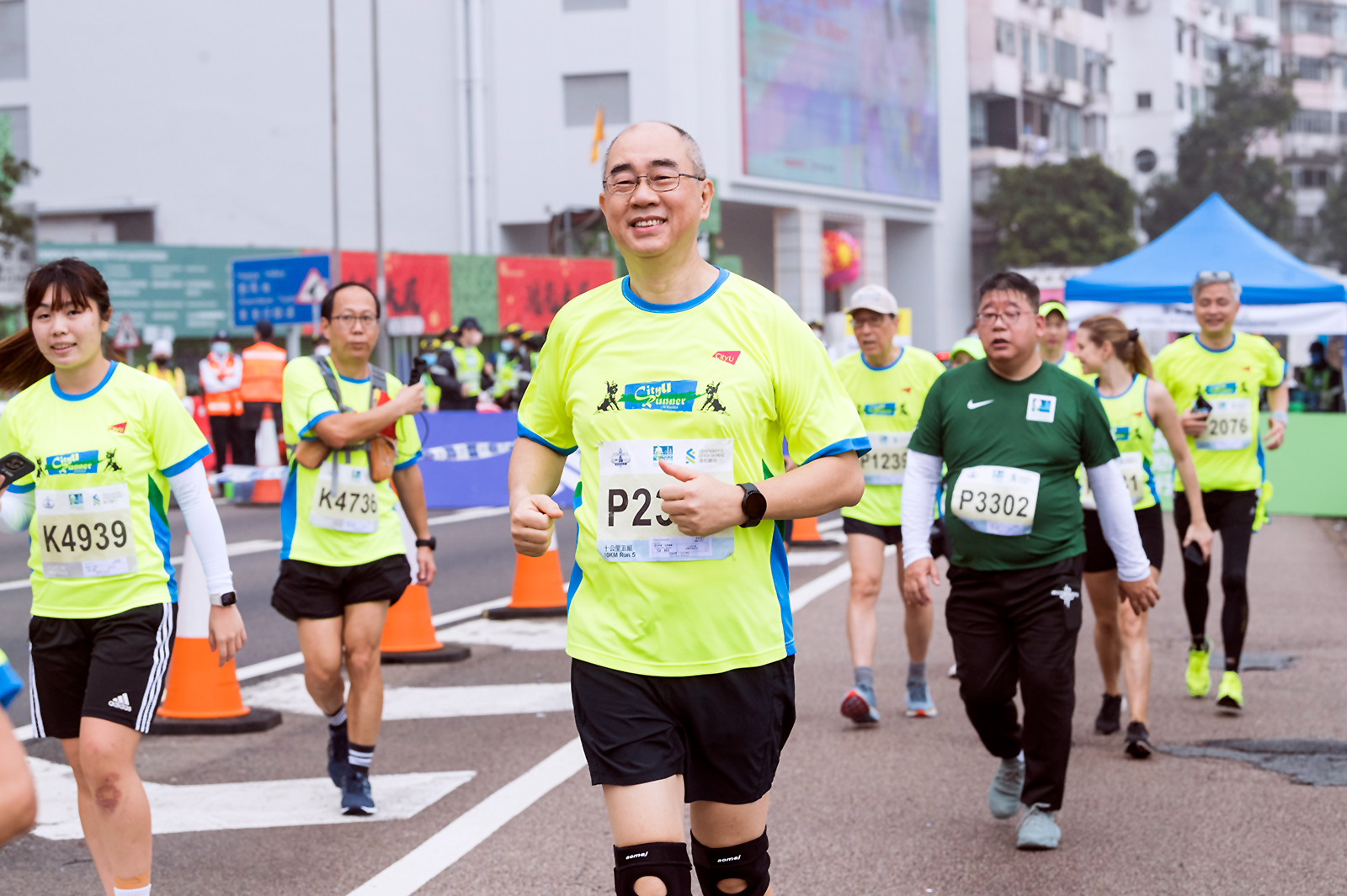 President Kuo leads CityU marathon team for 13th consecutive race