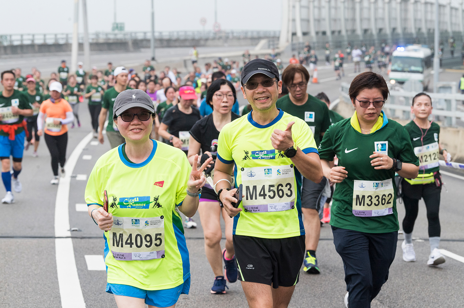 President Kuo leads CityU marathon team for 13th consecutive race
