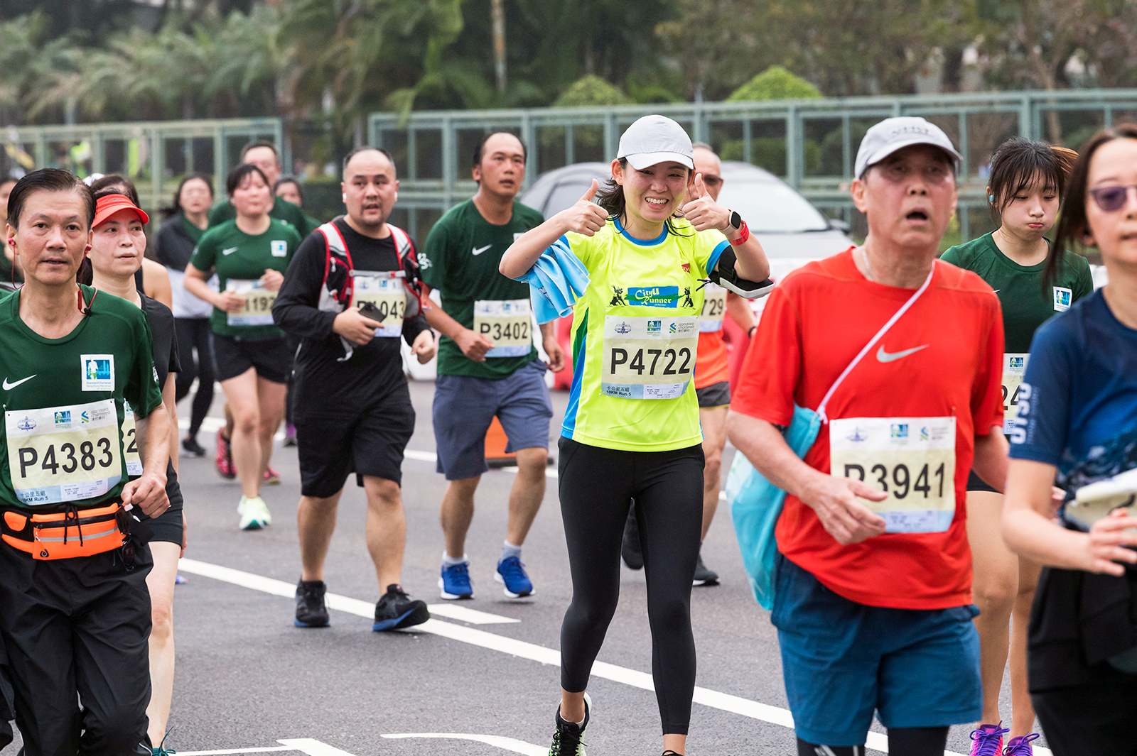 President Kuo leads CityU marathon team for 13th consecutive race