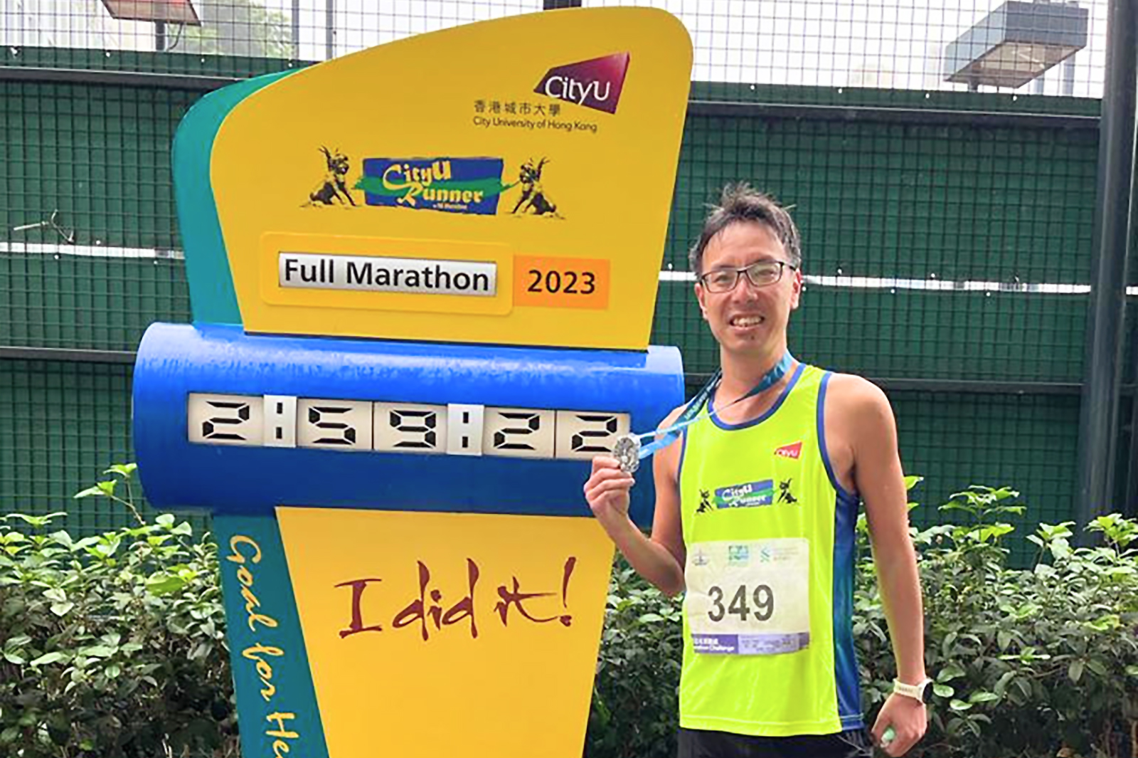President Kuo leads CityU marathon team for 13th consecutive race
