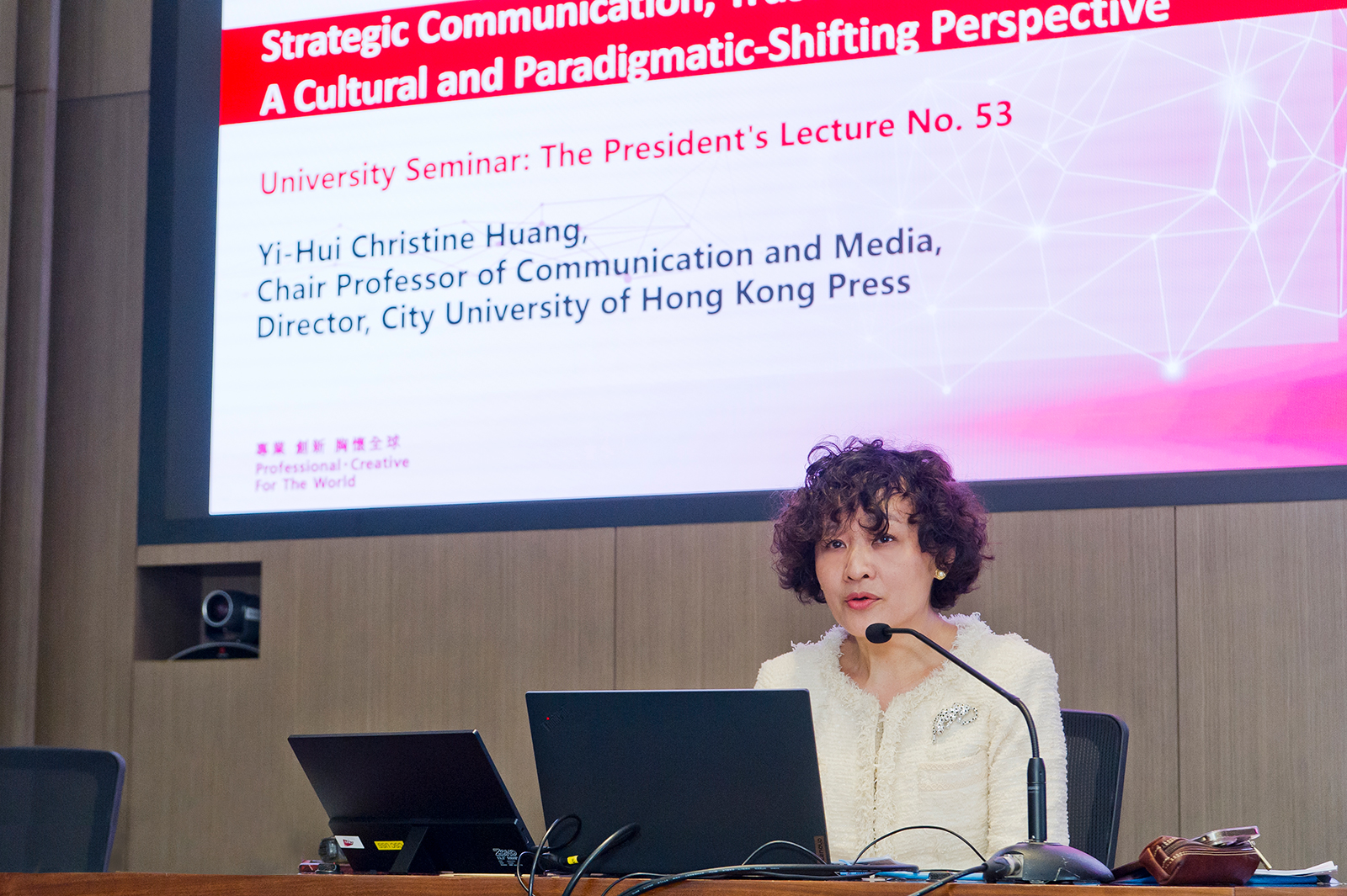 Strategic communication, trust and culture from a paradigmatic-shifting perspective