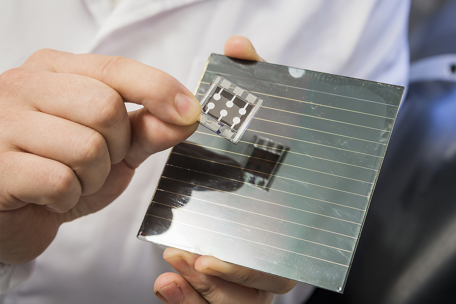 The simple device structure that the CityUHK team has built can facilitate future industrial production and enhance confidence in the commercialisation of perovskite solar cells.