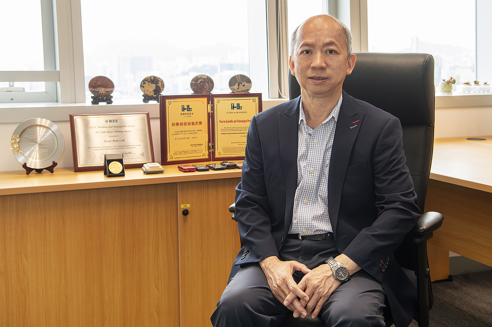 城大電機工程教授榮獲IEEE AP-S教育家獎