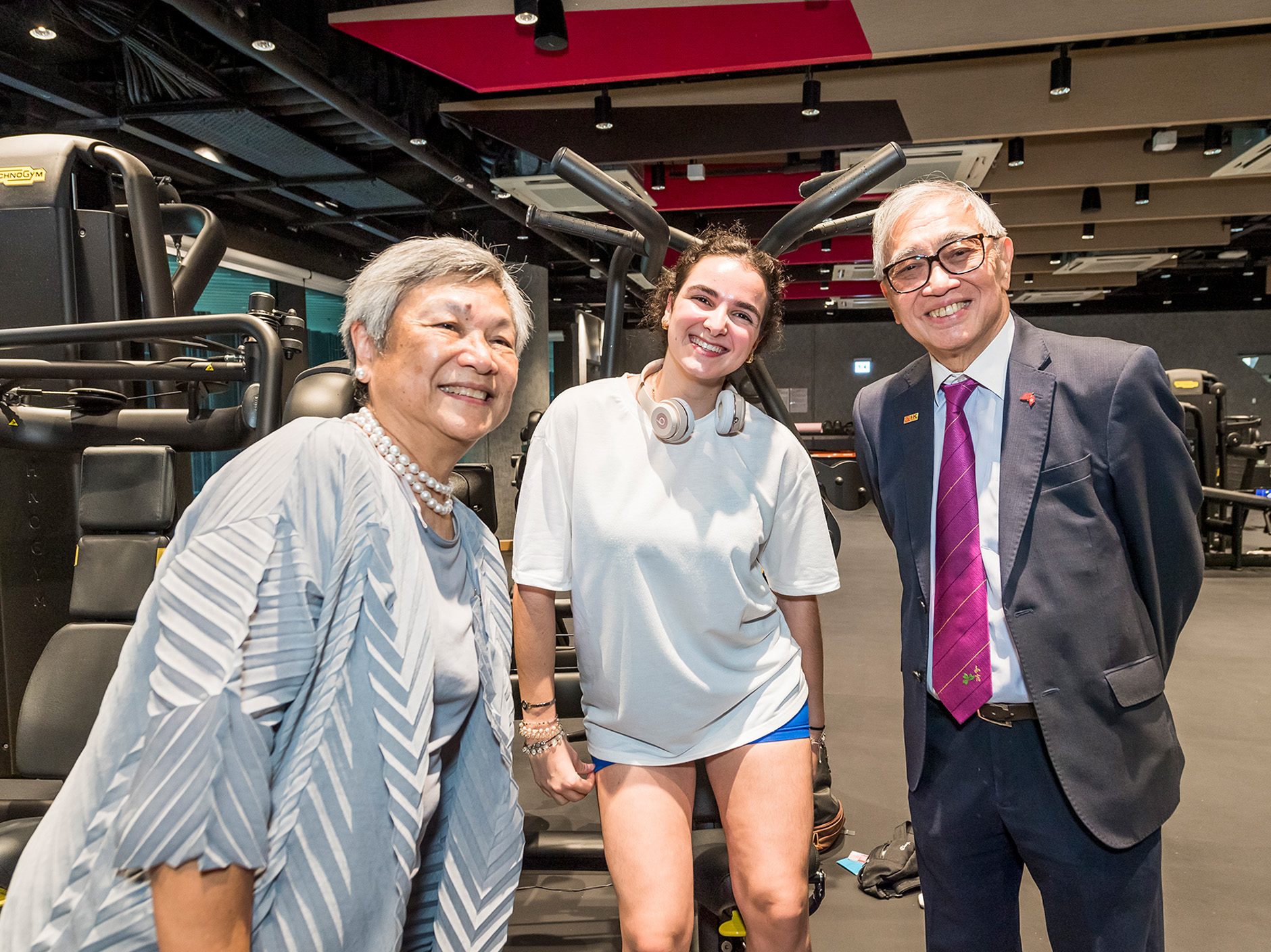 城大舉行「和富慈善基金李宗德綜合禮堂」命名儀式