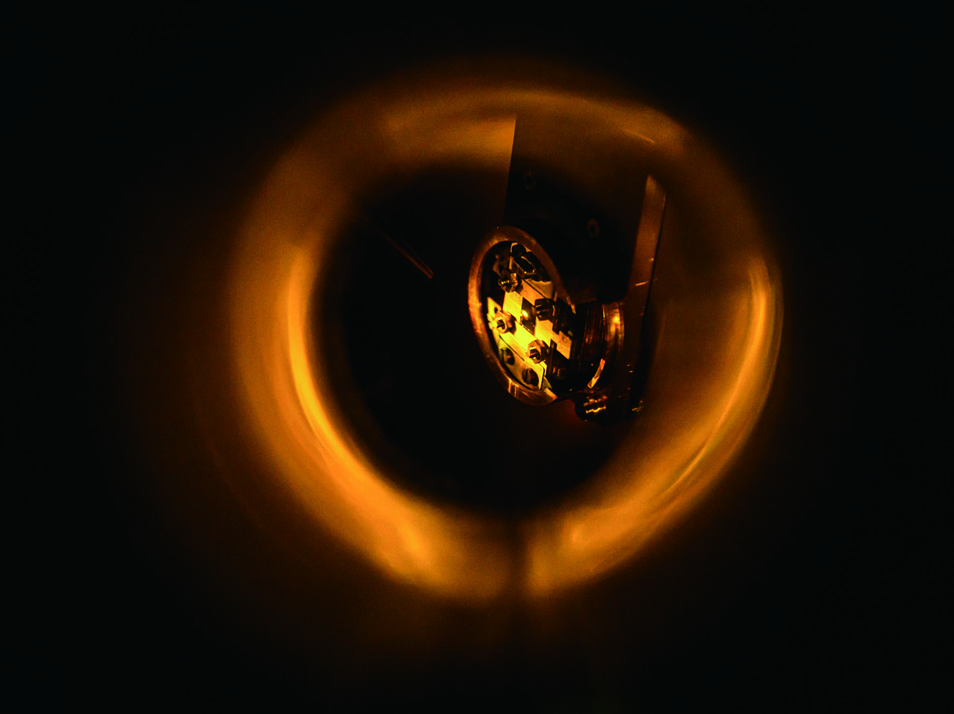 CityUHK researchers achieve first-ever recycling spin-triplet excitons for power generation