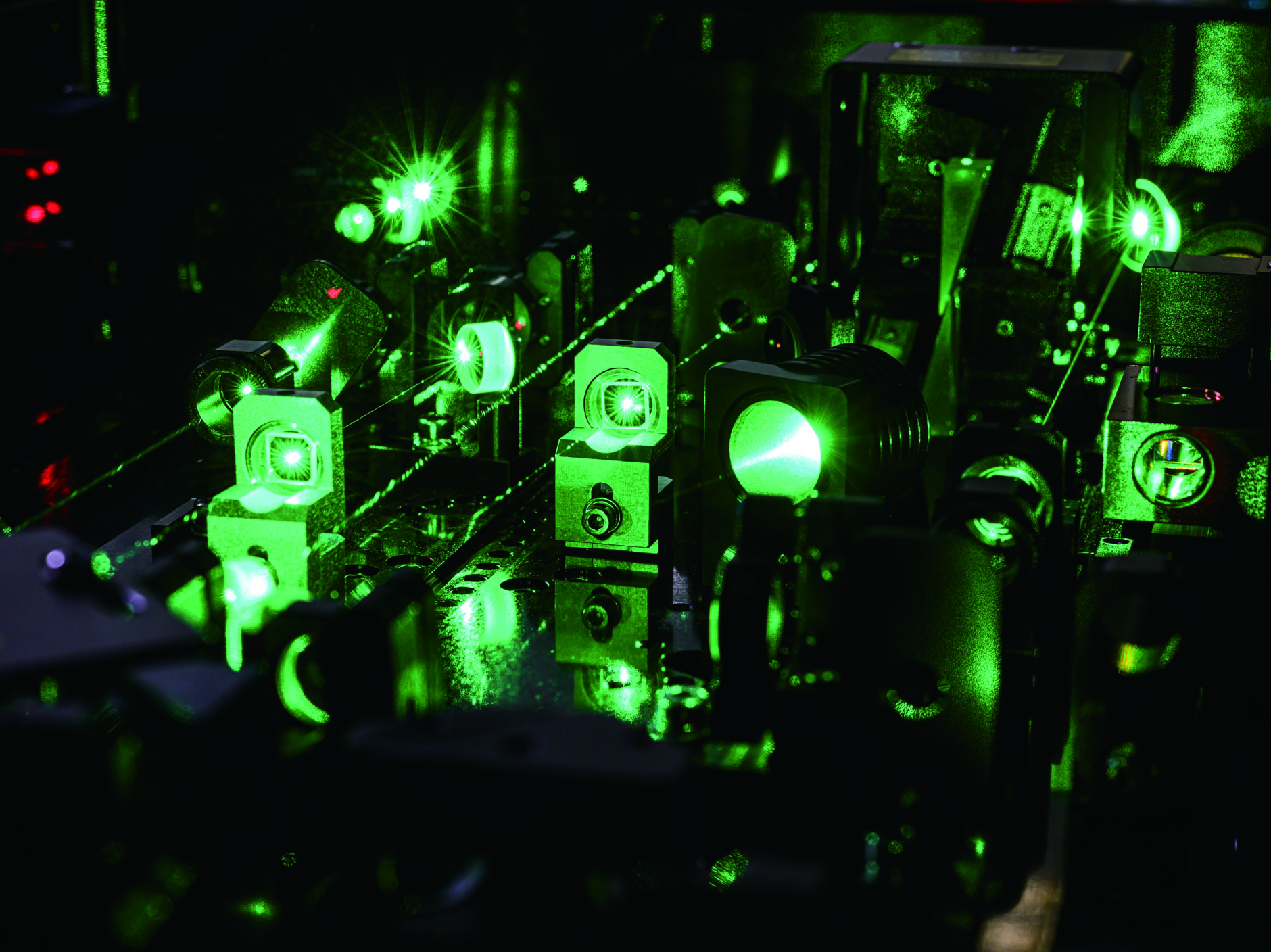 CityUHK researchers achieve first-ever recycling spin-triplet excitons for power generation