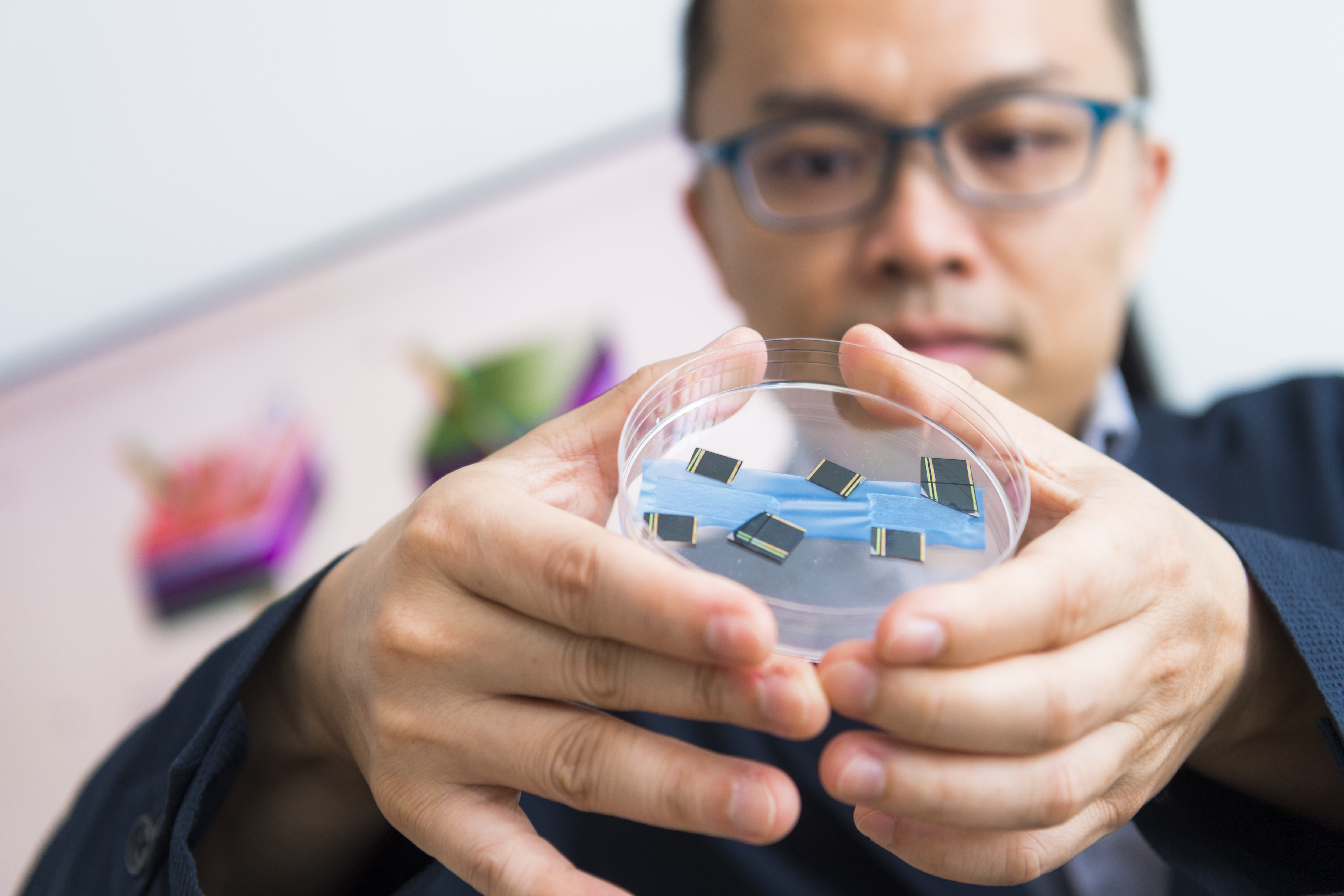 新光電化學系統︰高效兼低成本地轉化太陽能為氫