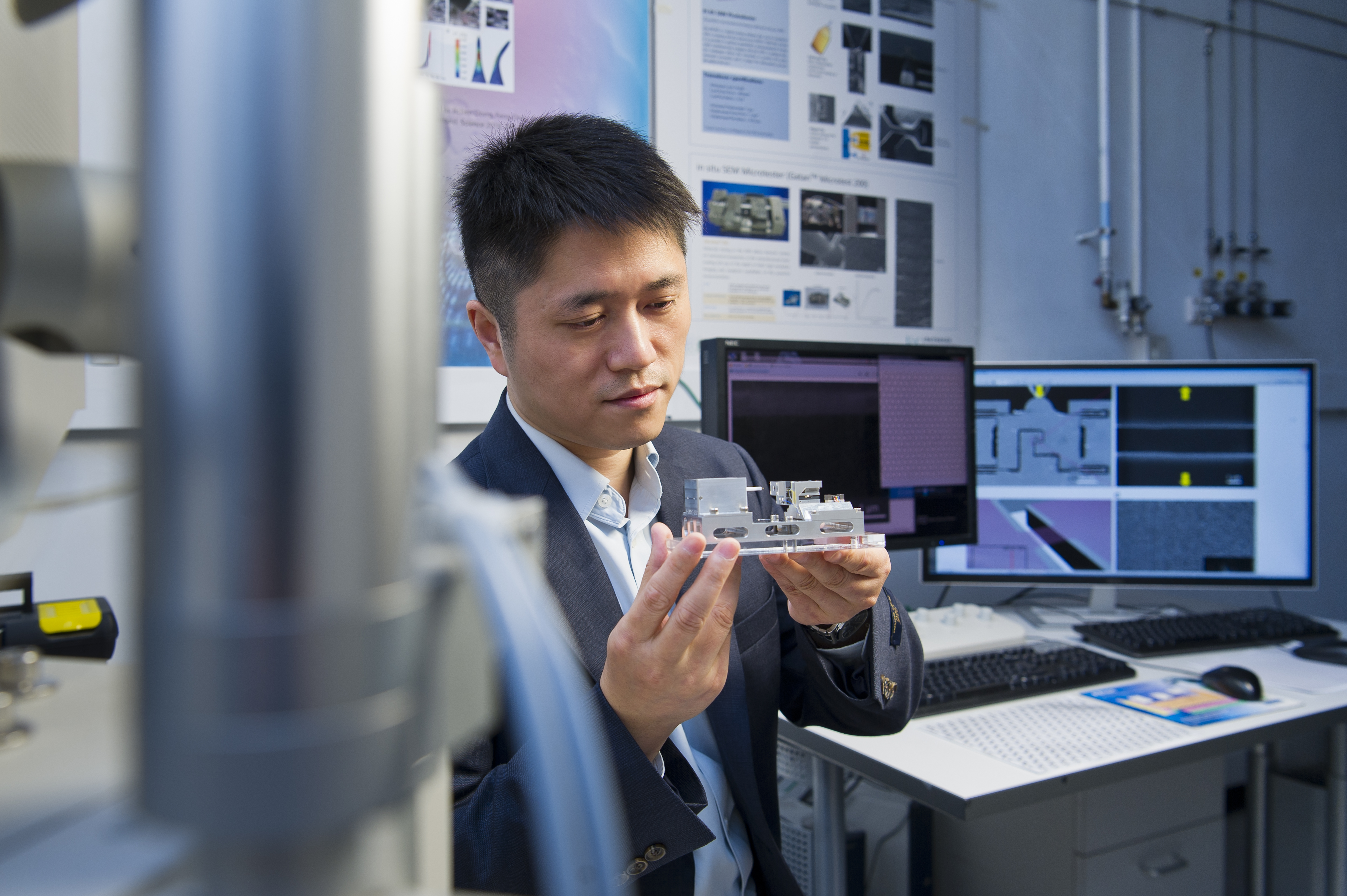 香港城大自創納米力學平台  實驗測得石墨烯的拉伸能力及工程強度