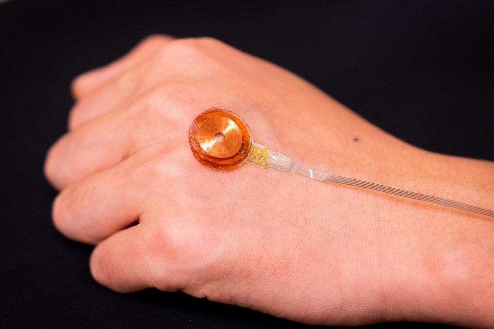 Detecting skin disorders based on tissue stiffness with a soft sensing device 