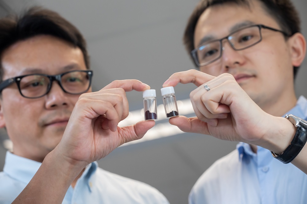 New photocatalyst produces ammonia from atmospheric nitrogen at room temperature without fossil fuels