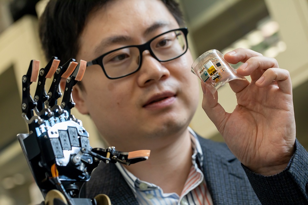 Robotic VR system for Covid-19 swab tests 