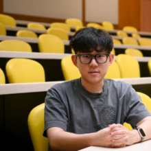 杨昕政