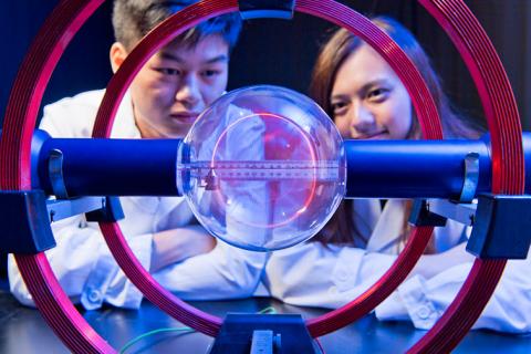 Dept csci 物理学系