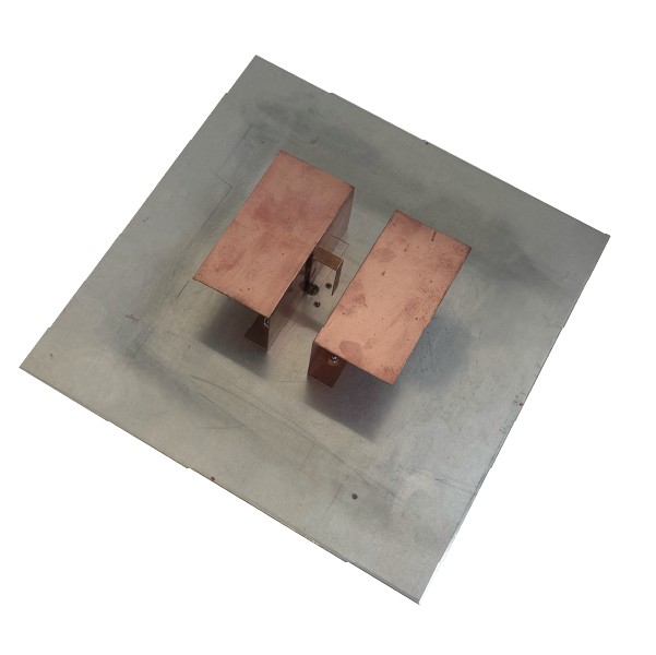 磁電偶極子天線