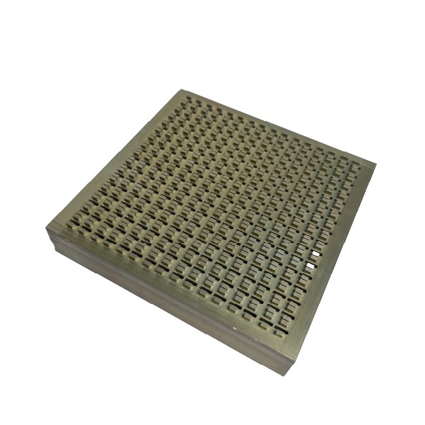 高增益互補源天線陣列