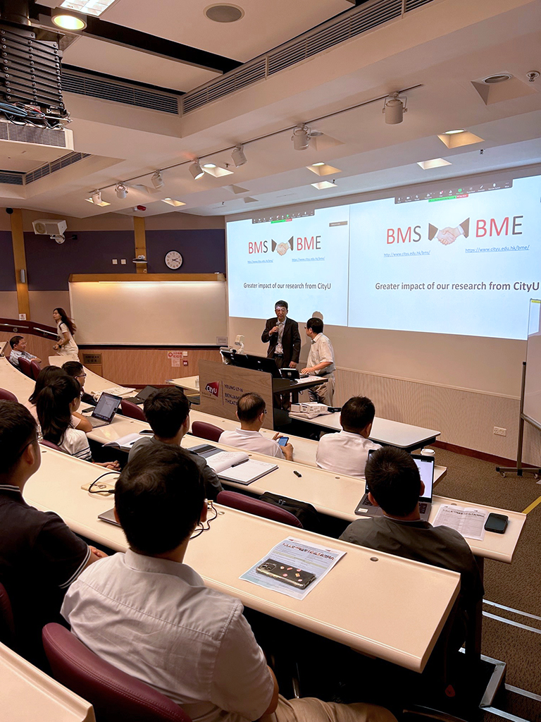 Welcome speech by Prof. HUANG Yu (Head of BMS) and Prof. ZHANG Yong (Head of BME).