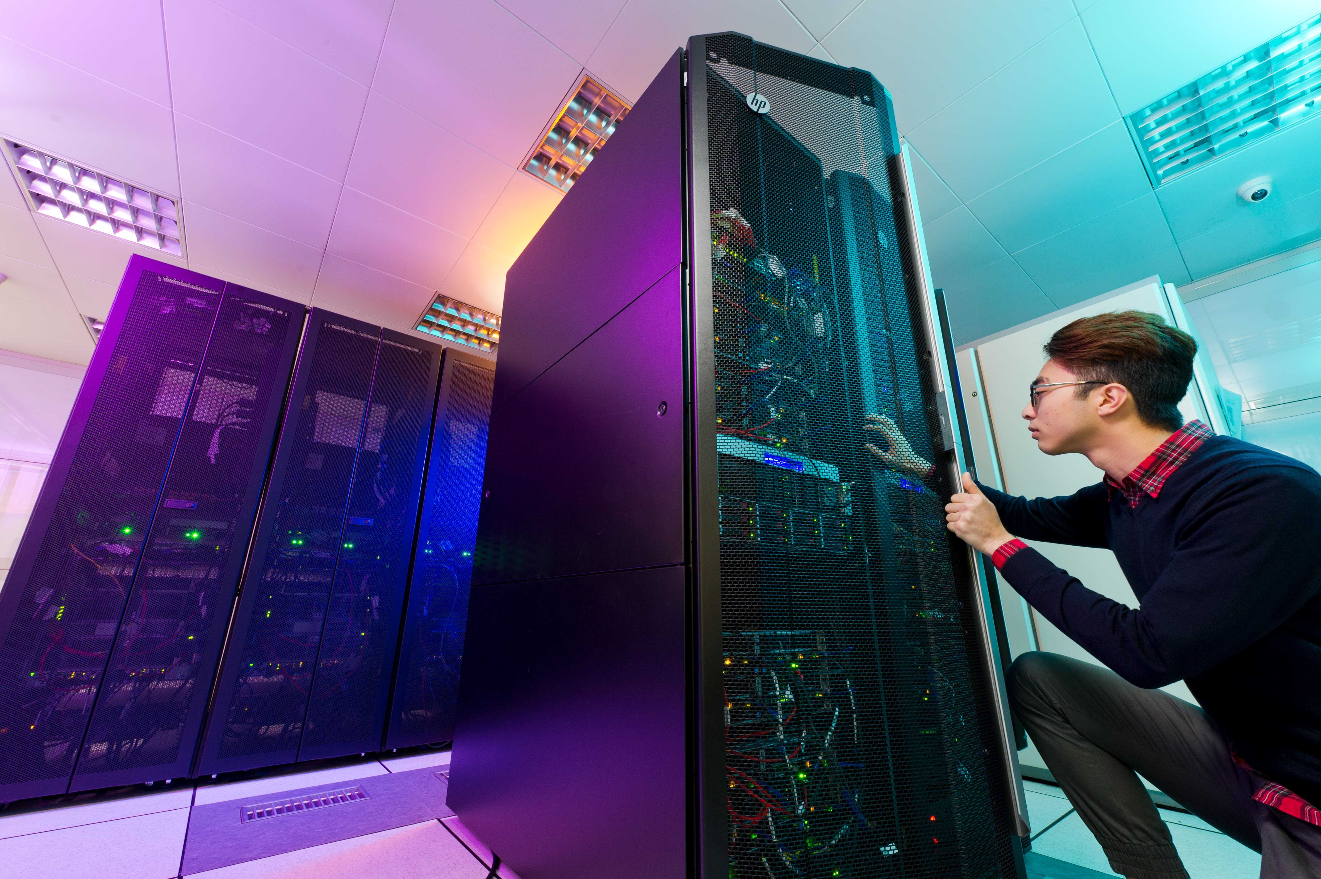 High Performance Computer Cluster (HPCC) (Staff Only)