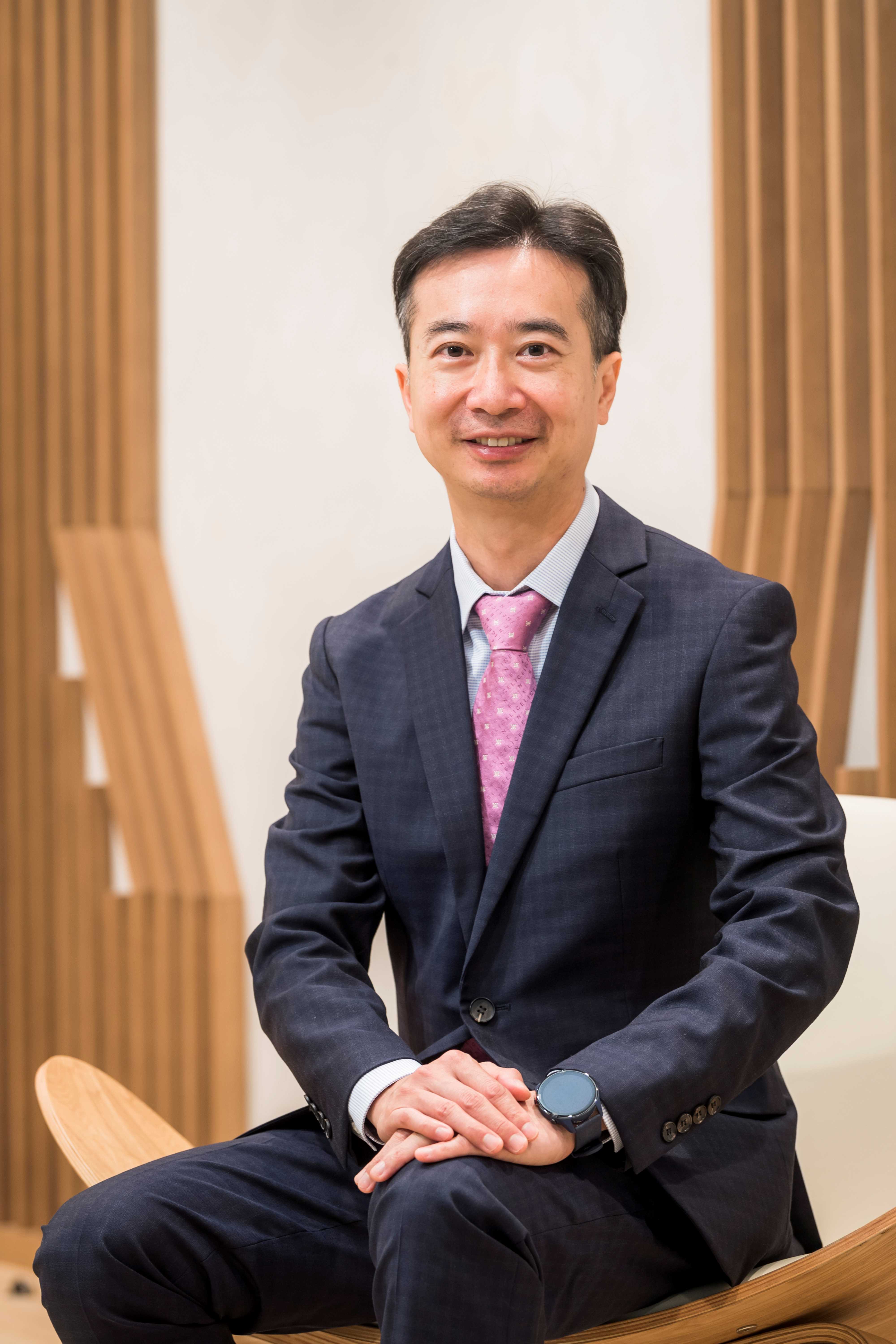 Prof Tony Feng