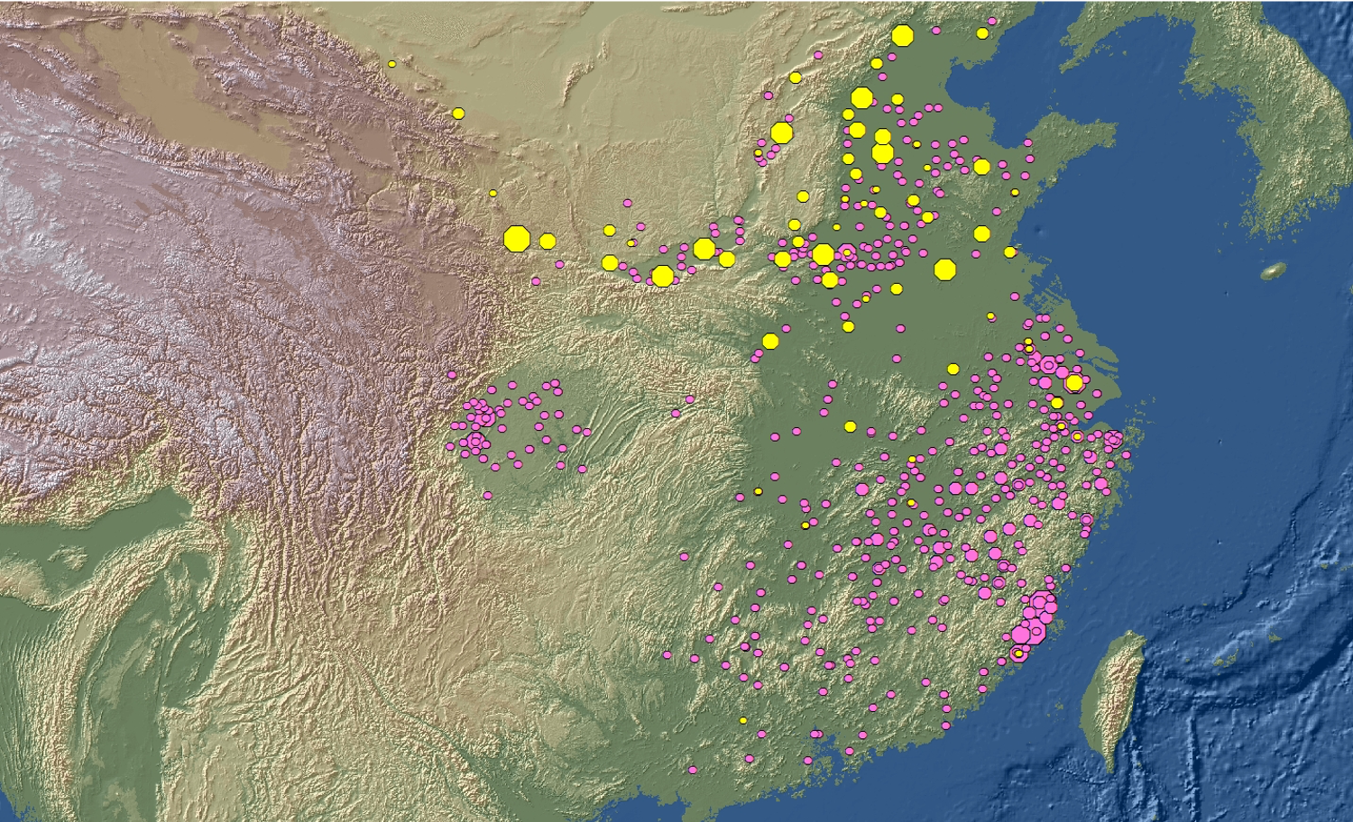 This map compares the native places of “presented scholars” (jinshi) in the Tang and Song dynasties. The yellow dots denote examples from the Tang Dynasty and the pink dots represent Song Dynasty examples.