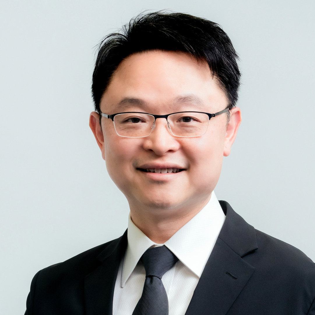 Professor Kenneth Lo