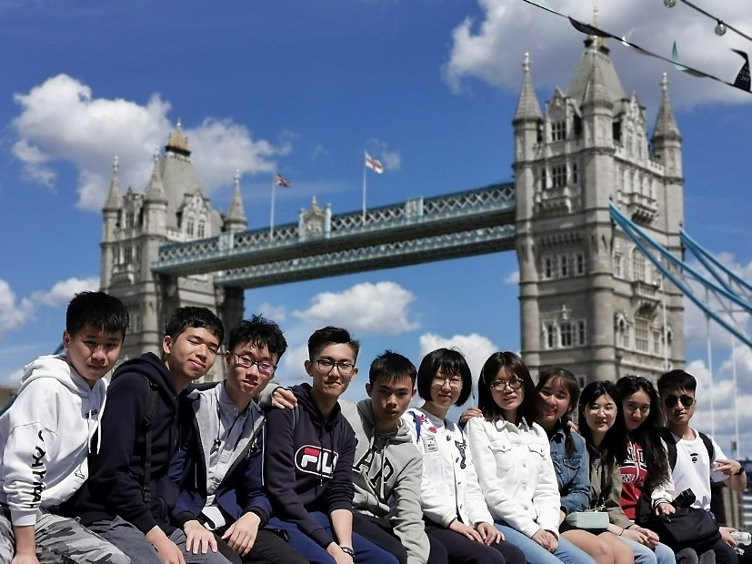 CALIS students @ Tower Bridge