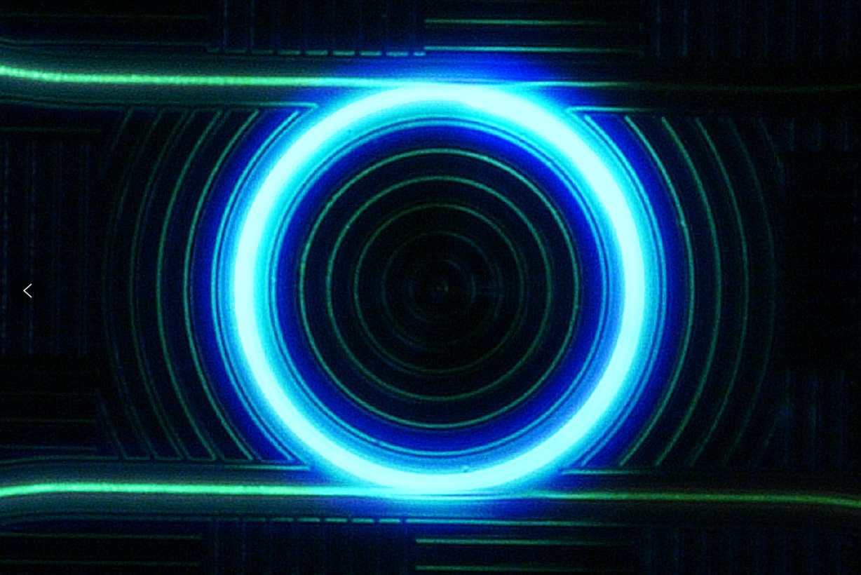 upconversion luminescence