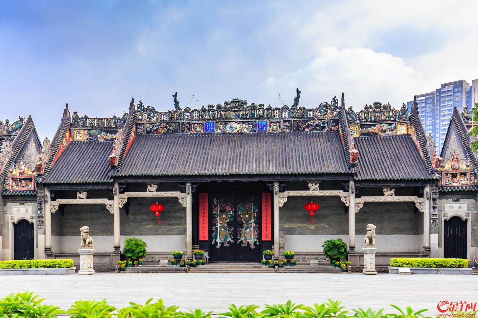 Southeast Asian Mask