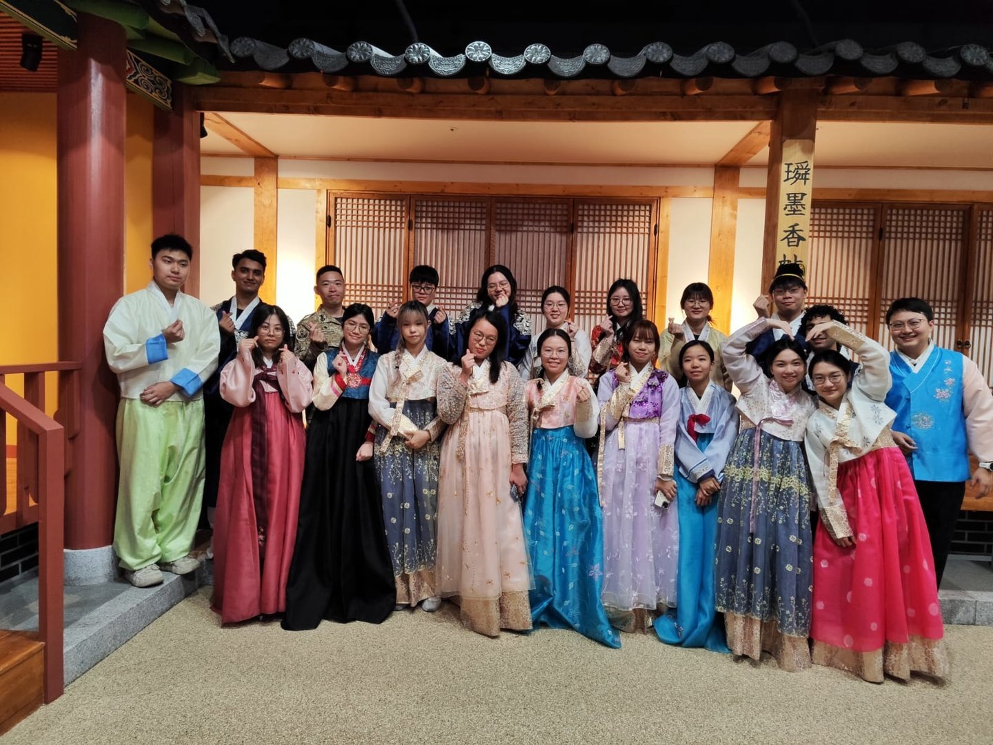 Gorgeous20Korean20Traditional20Custom