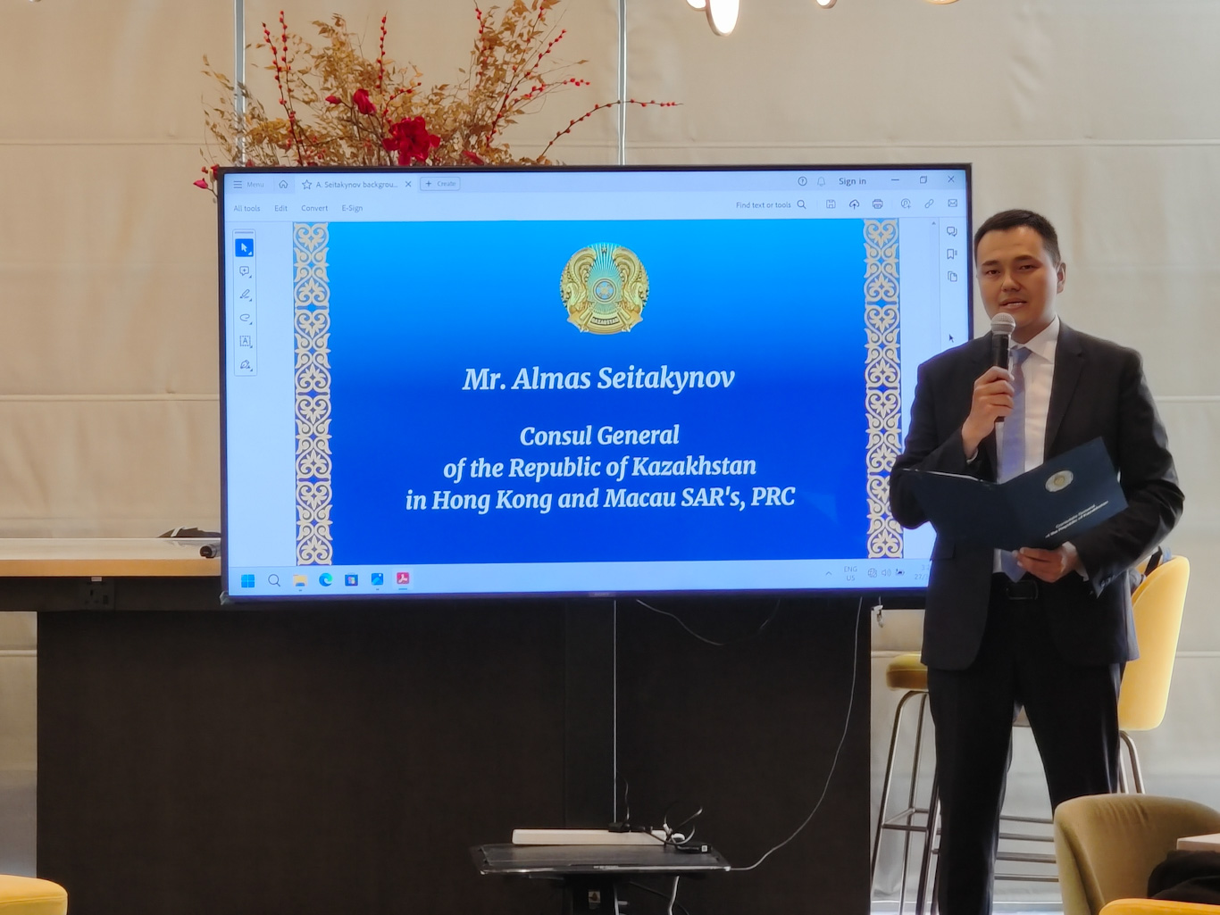 Connecting to the World Cultural Talk: Dialogue with Consul General of Kazakhstan