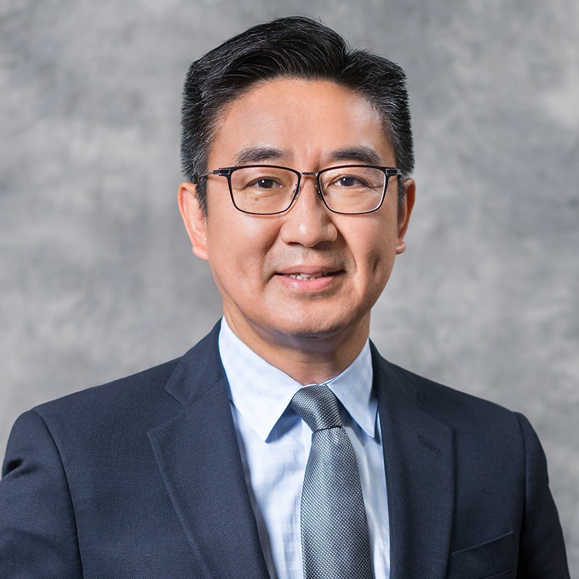 Professor Xun-Li Wang