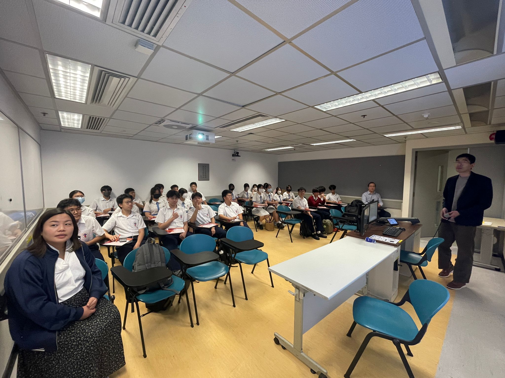 NLSI Lui Kwok Pat Fong College 1