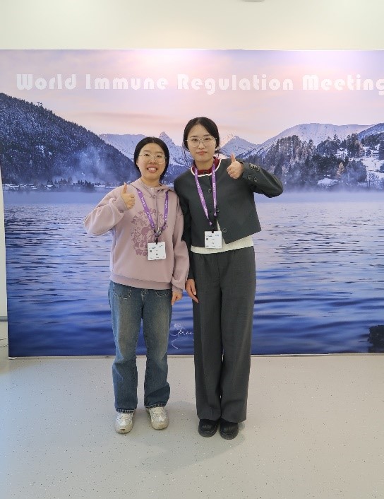 PhD Students from Prof. YANG Guan’s Group Presented Their Research at the 20th World Immune Regulation Meeting in Switzerland