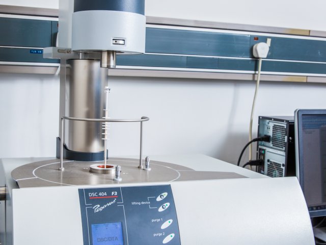 Differential Scanning Calorimetry (DSC) - NETZSCH DSC 404 F3 Pegasus