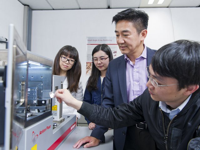 CityUHK Department of Physics