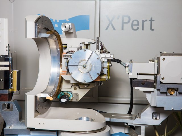 X-ray Diffractometer (XRD) - Philips X'Pert