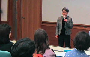 Treating waste water