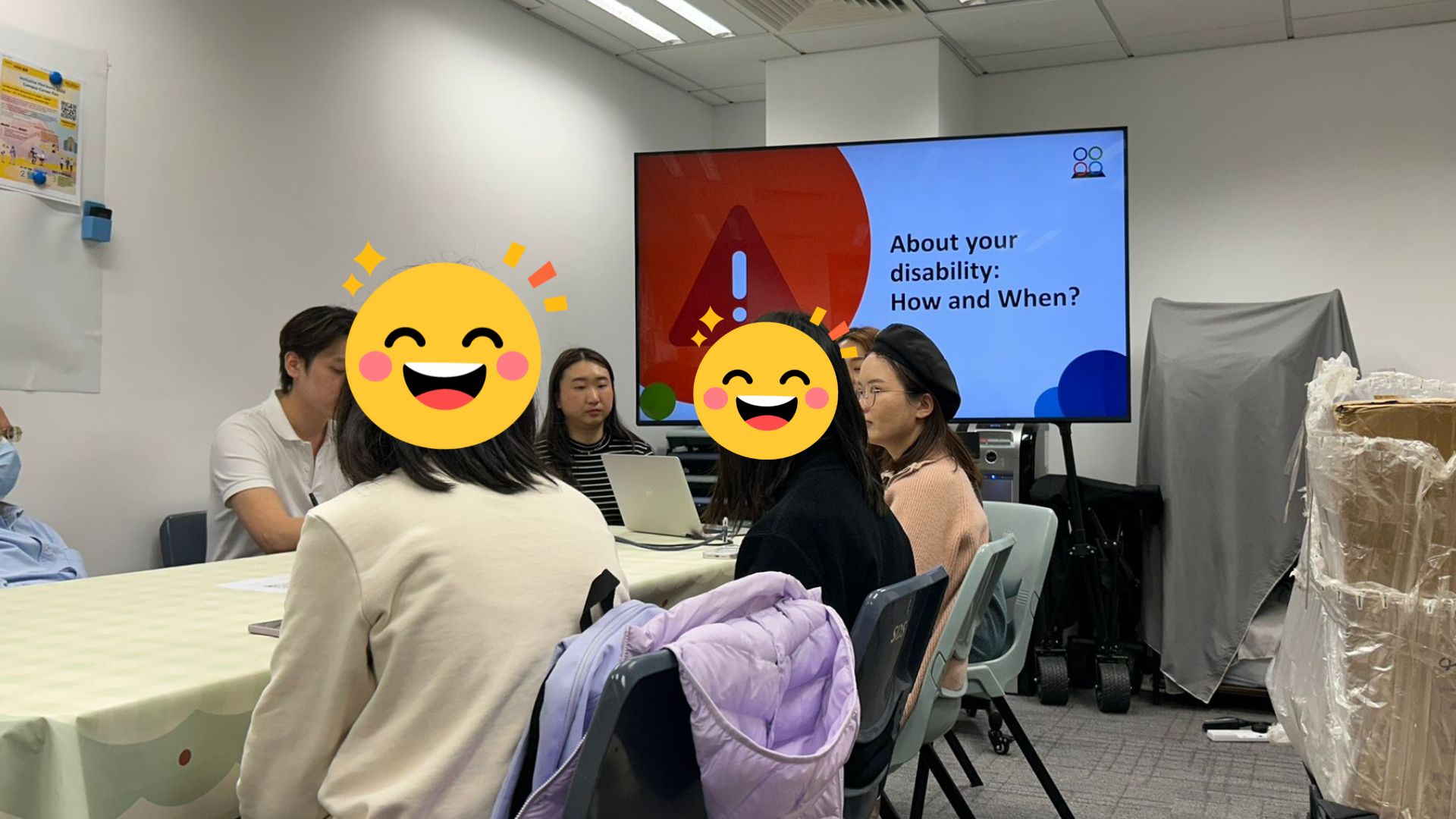 CareER and the participants were discussing the disability disclosure. CareER 和參與者正在討論殘疾披露問題。