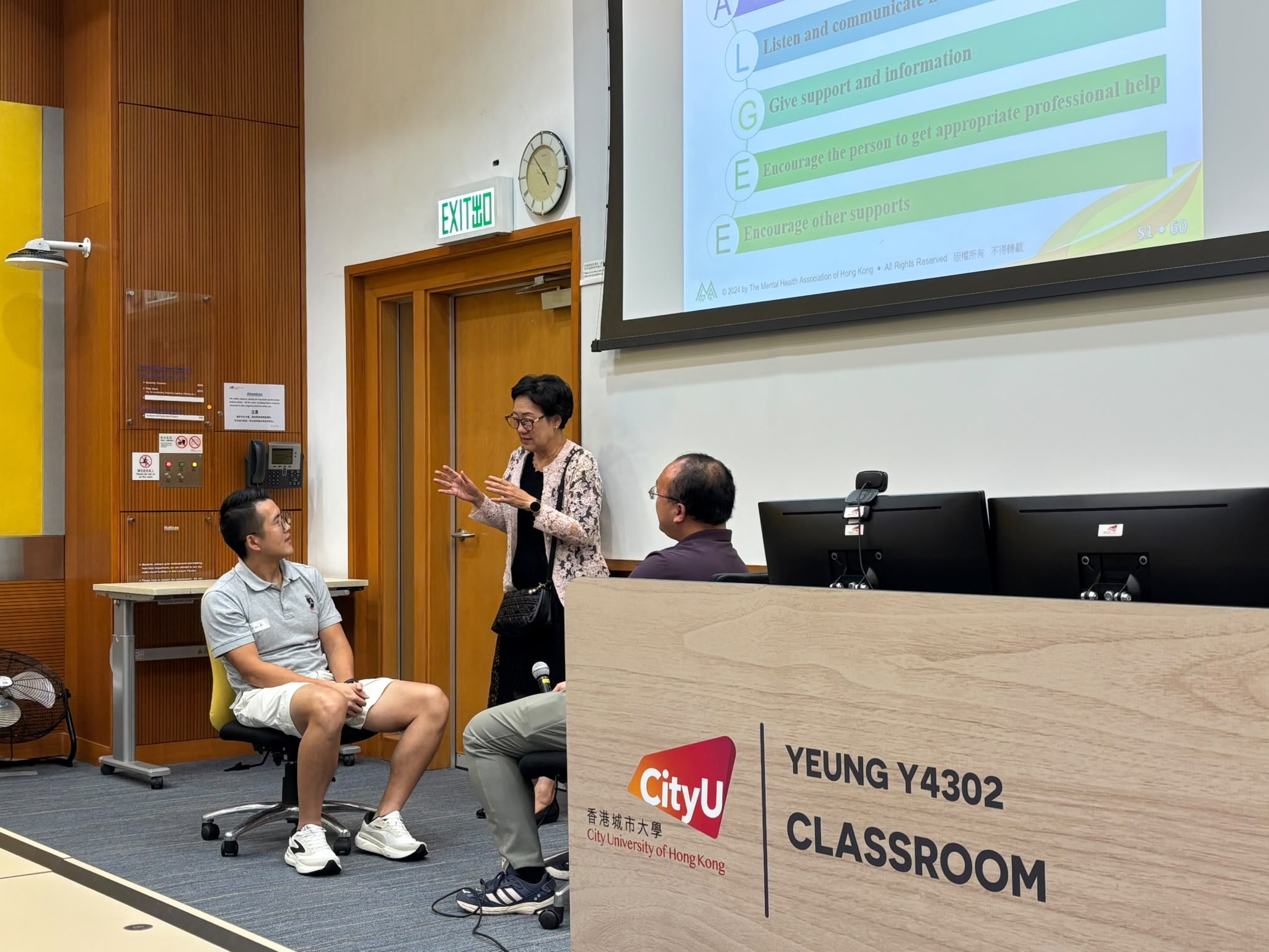 The instructor and staff were conducting role-plays to demonstrate how to support and comfort people with depression.
