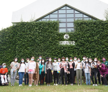 Inclusive Activity: Multisensory Eco-Tour in Mai Po group photo 敢「觸」自然: 奇幻米埔生態導賞團大合照