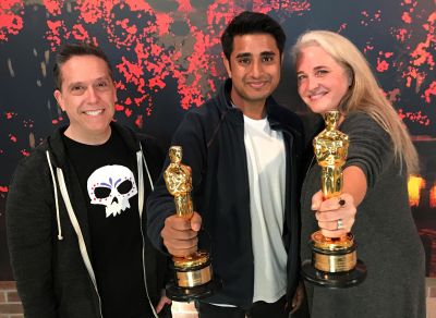 Harsh Agrawal(中)為《玩轉極樂園》(Coco)電影動畫團隊一員,該片贏得2018年奧斯卡最佳動畫片獎。