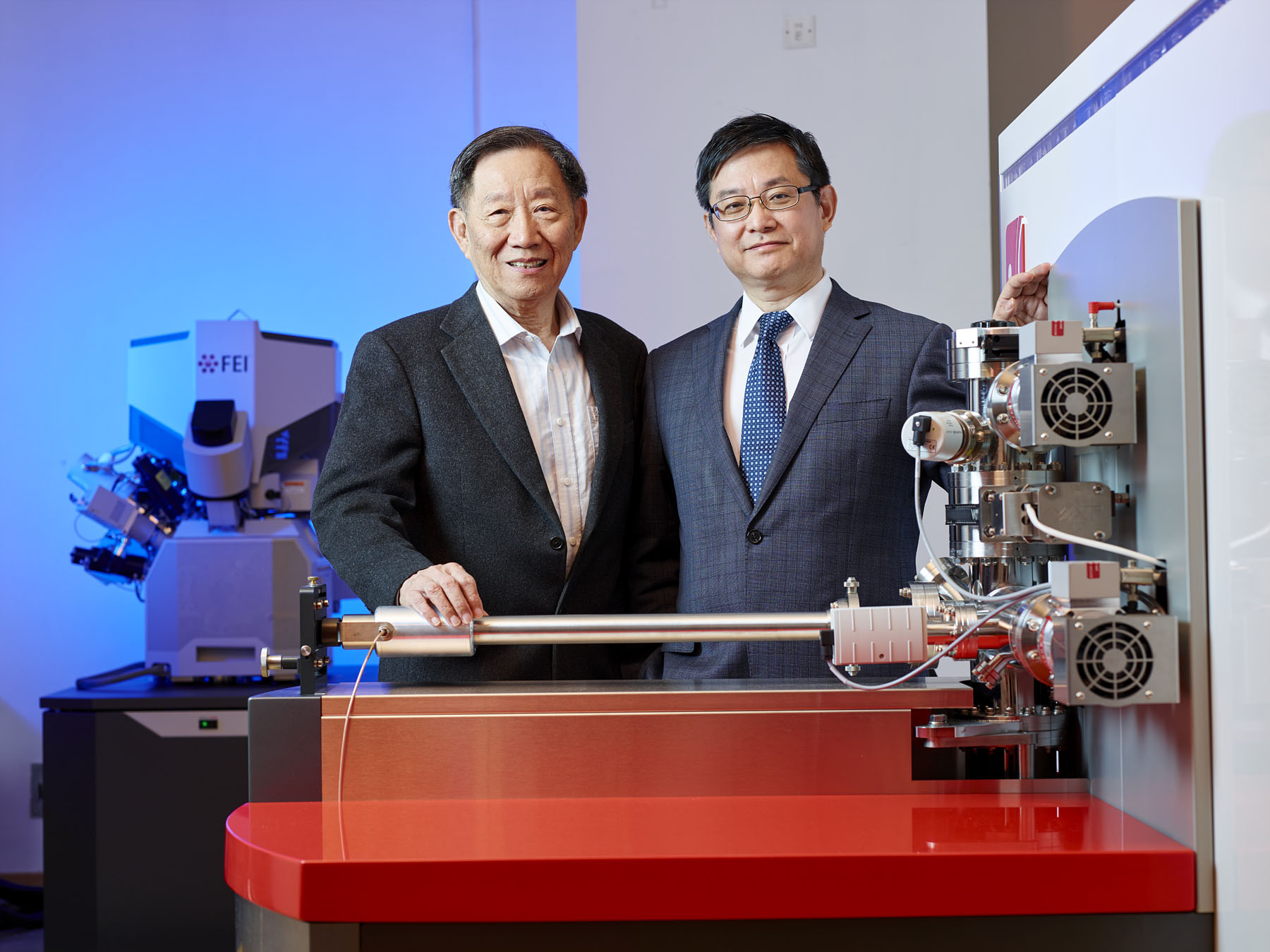 Professor Lu Jian’s and Professor Liu Chain-tsuan